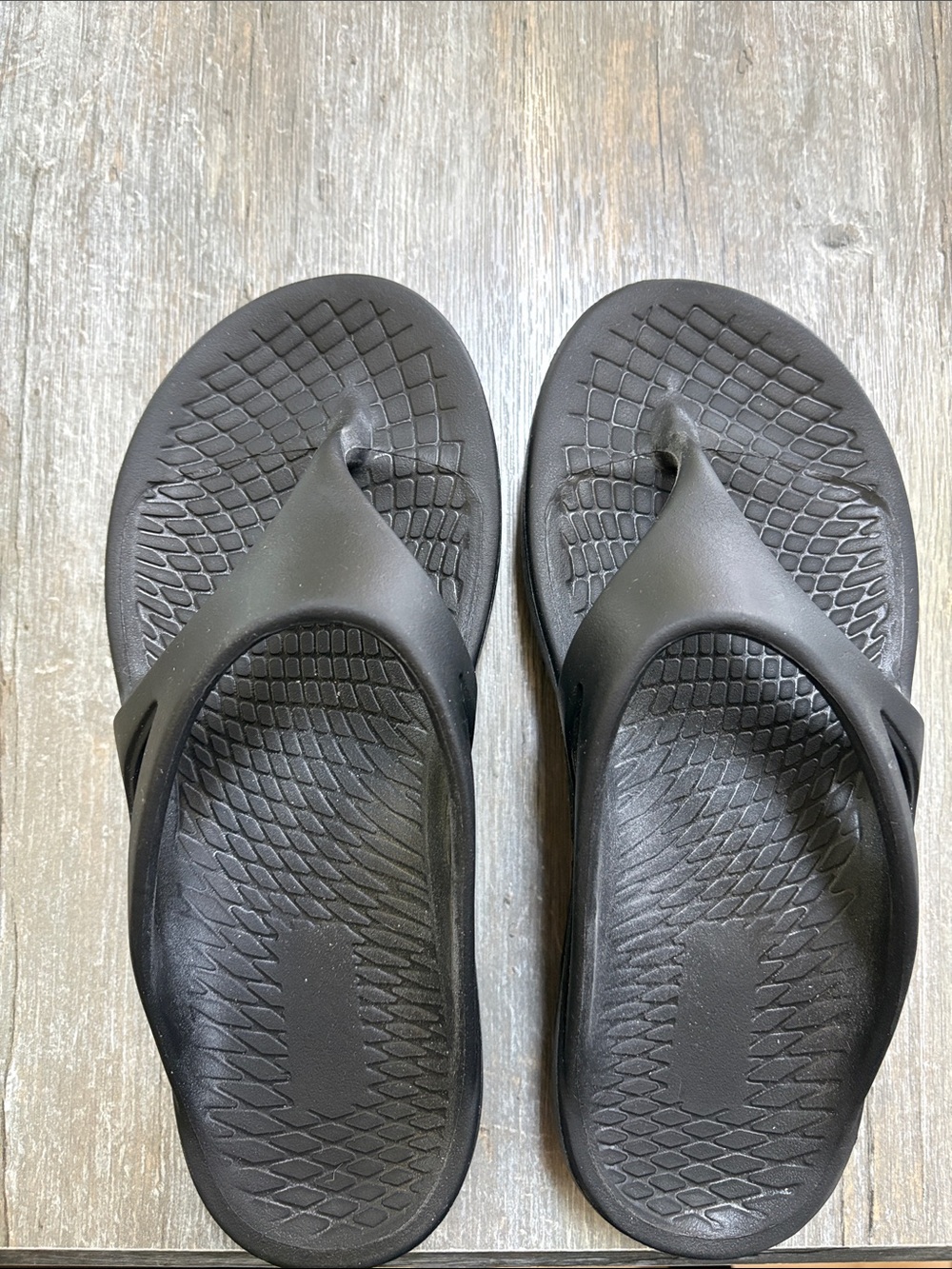 NWOT Women  Black Slide Flip-Flop Sandals
